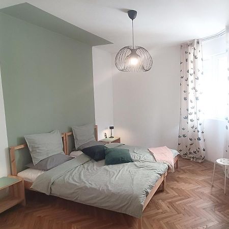 Apartment Balabanov Warna Exterior foto