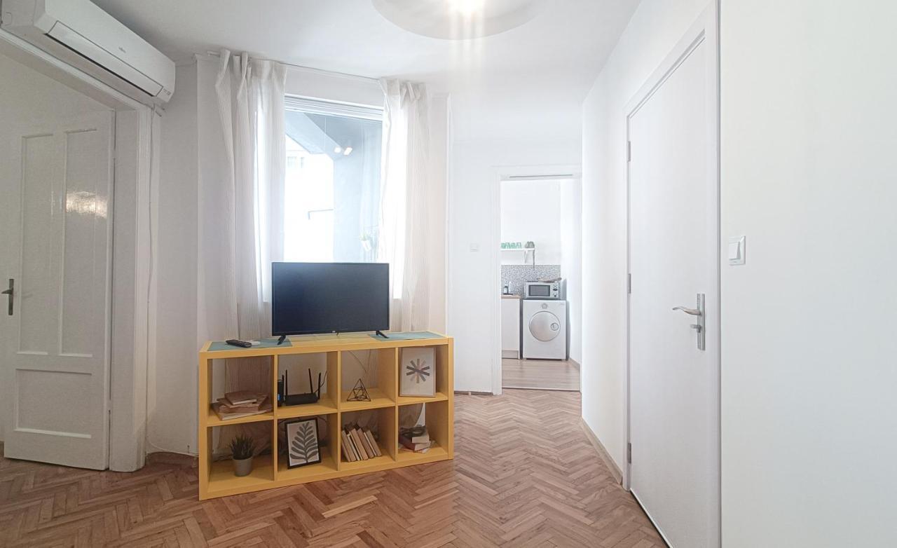 Apartment Balabanov Warna Exterior foto