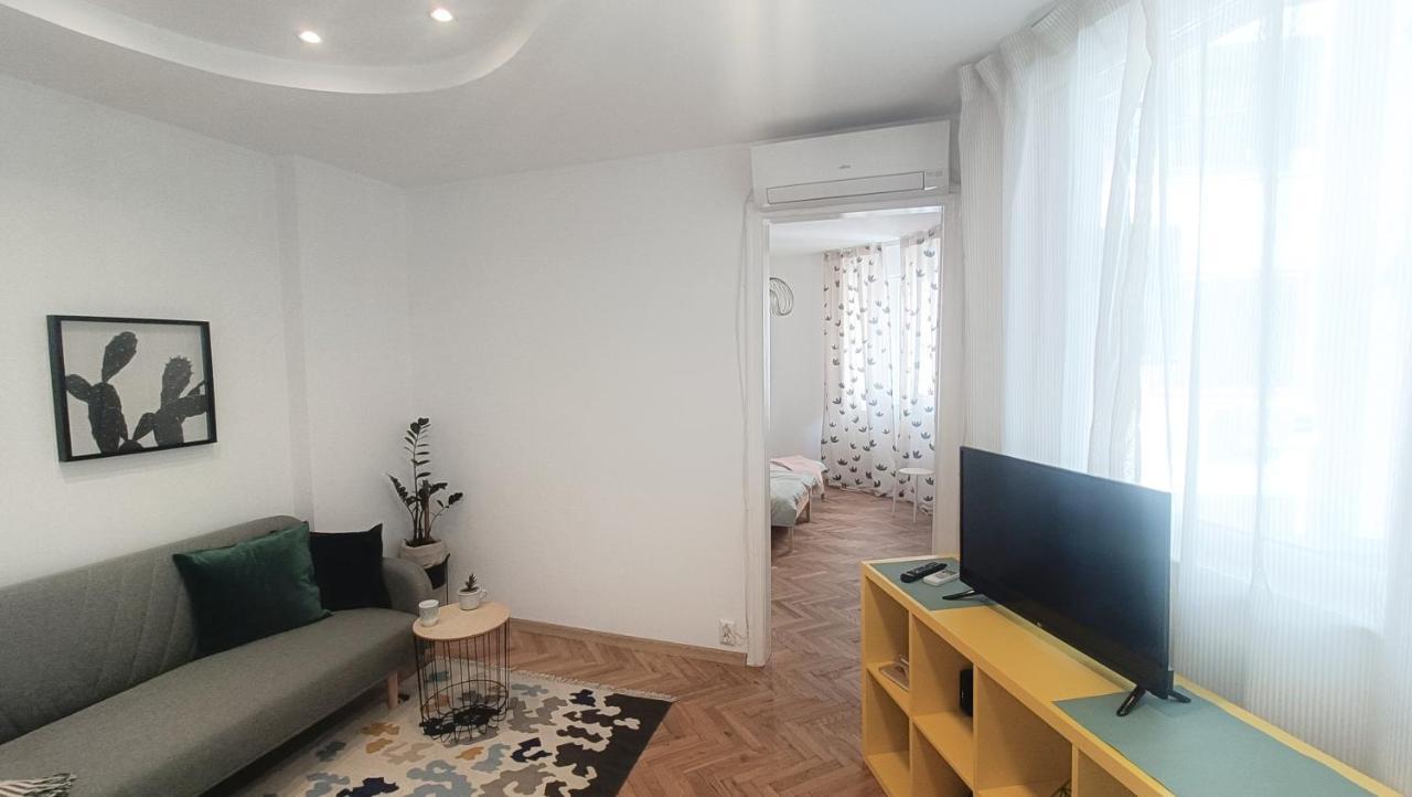 Apartment Balabanov Warna Exterior foto