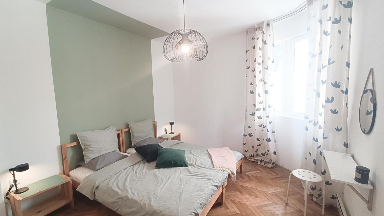 Apartment Balabanov Warna Exterior foto